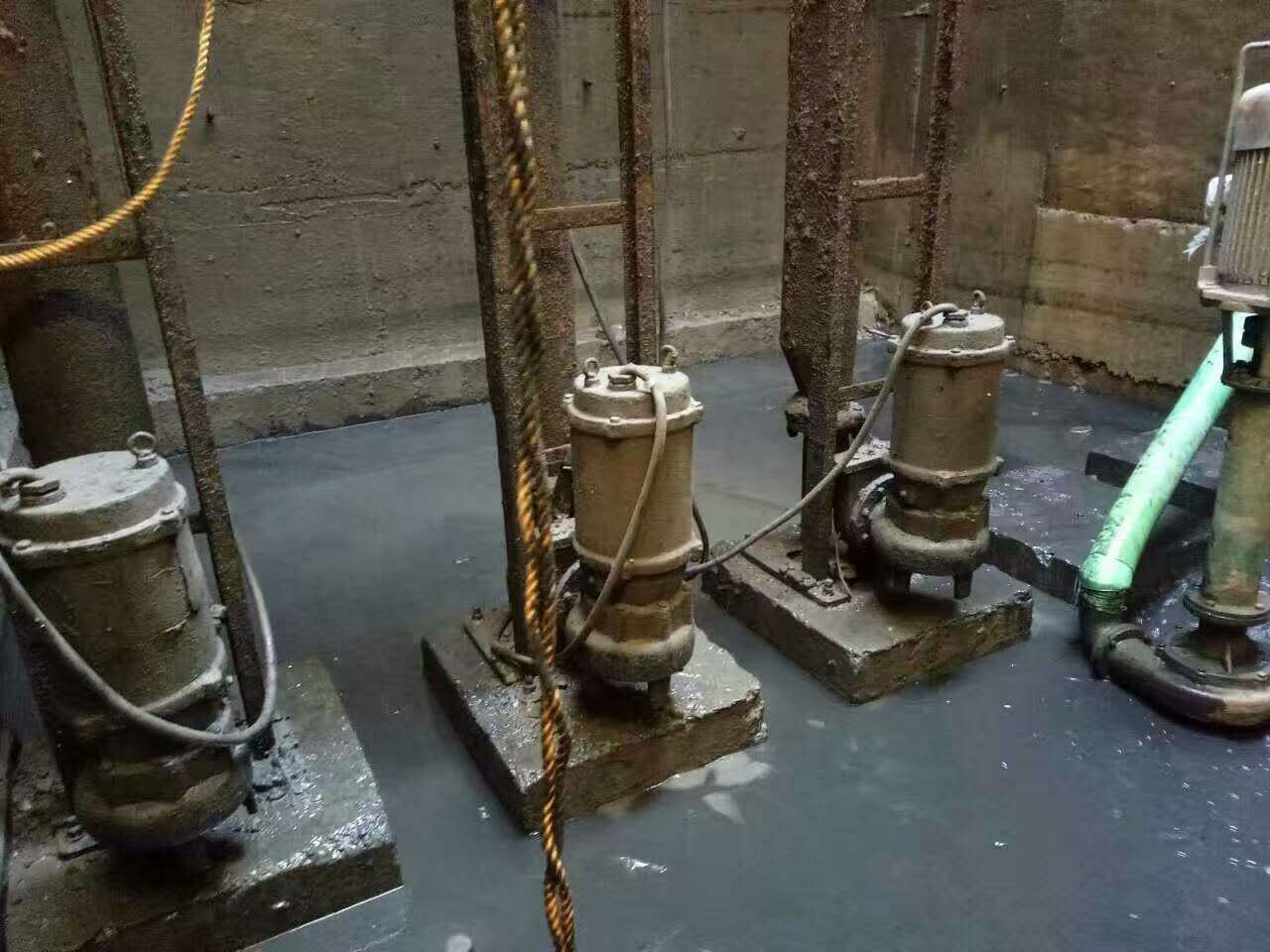 江山污水池清理